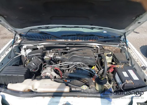 2007 Ford Explorer Xlt из США, поврежденный, VIN 1FMEU73E97UB67644